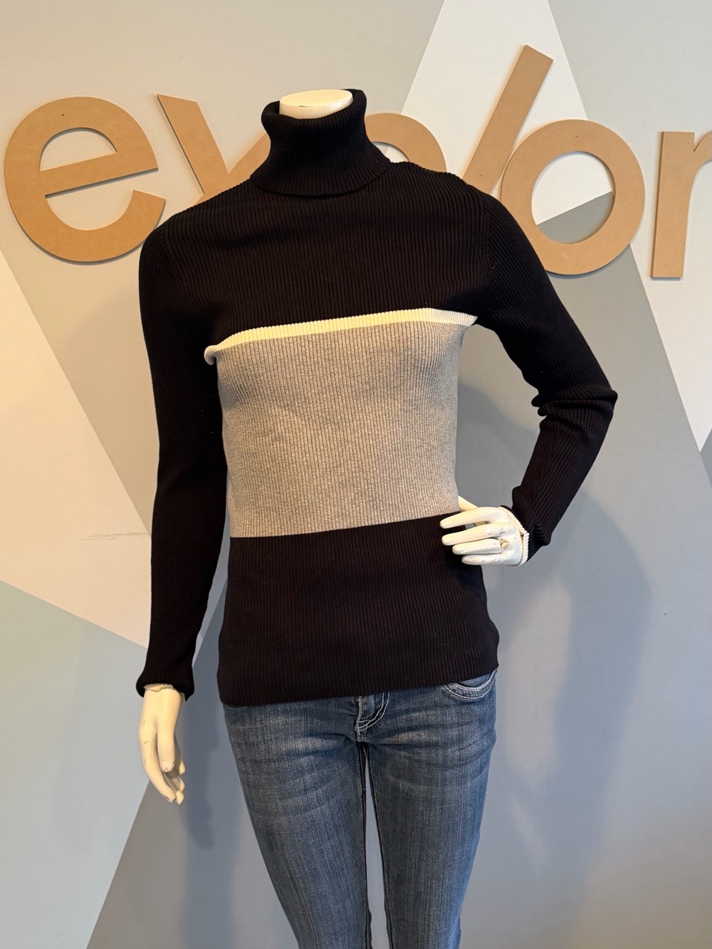 Vintage Gap Ribbed Turtleneck Colorblock Sweater - Black & Gray